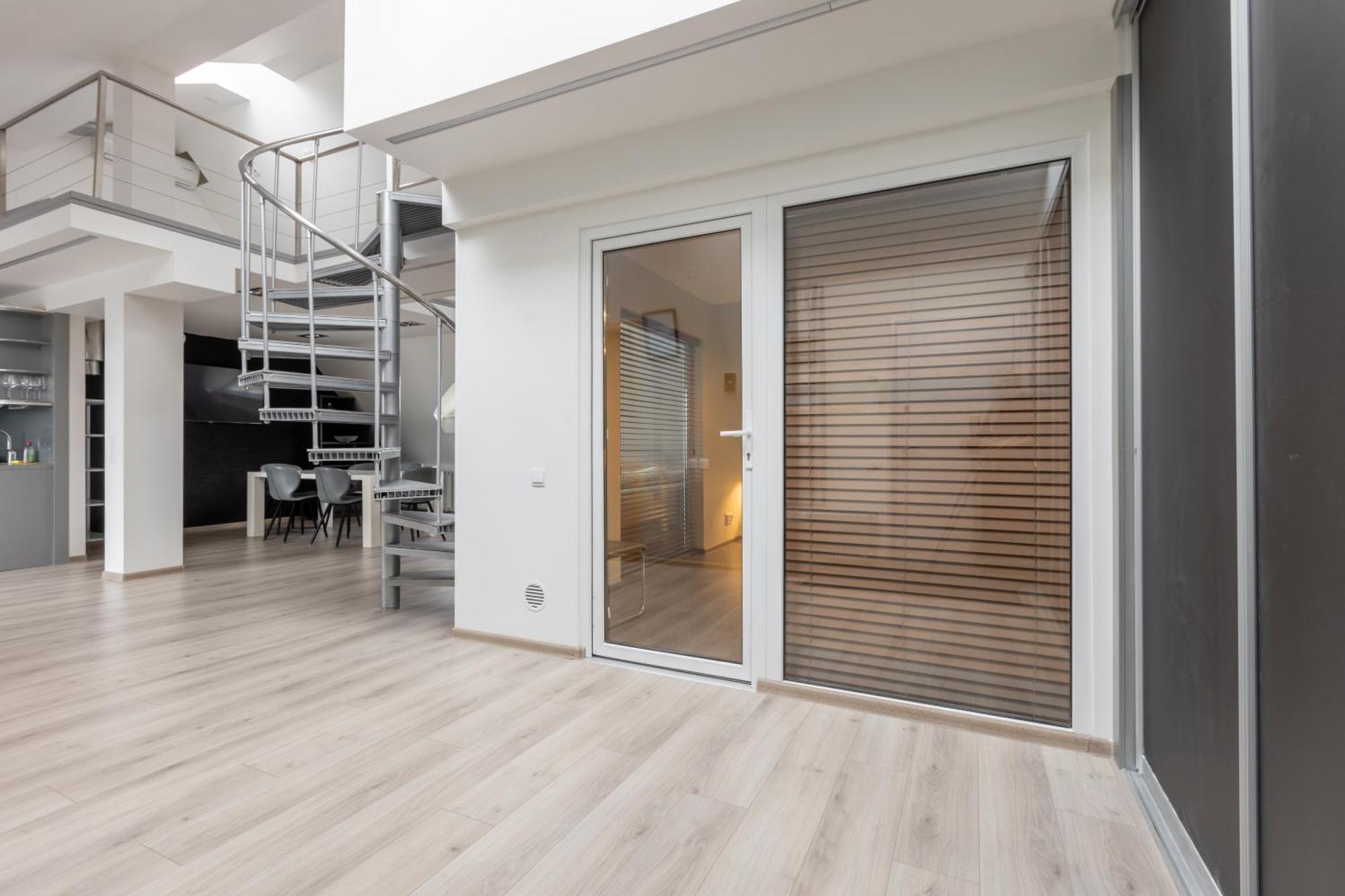 Penthouse Apartment With Terrace Рига Экстерьер фото